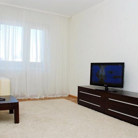 2-Komnatnye Apartamenty Alladin - Pozniaki Kiev Extérieur photo