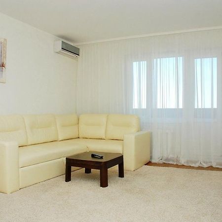 2-Komnatnye Apartamenty Alladin - Pozniaki Kiev Extérieur photo